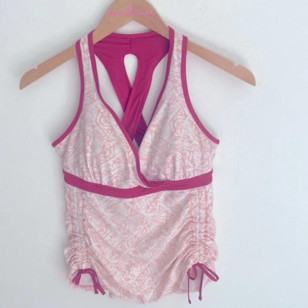 Lucy tie side scrunched Raspberry & White‎  Tankini, Size M
